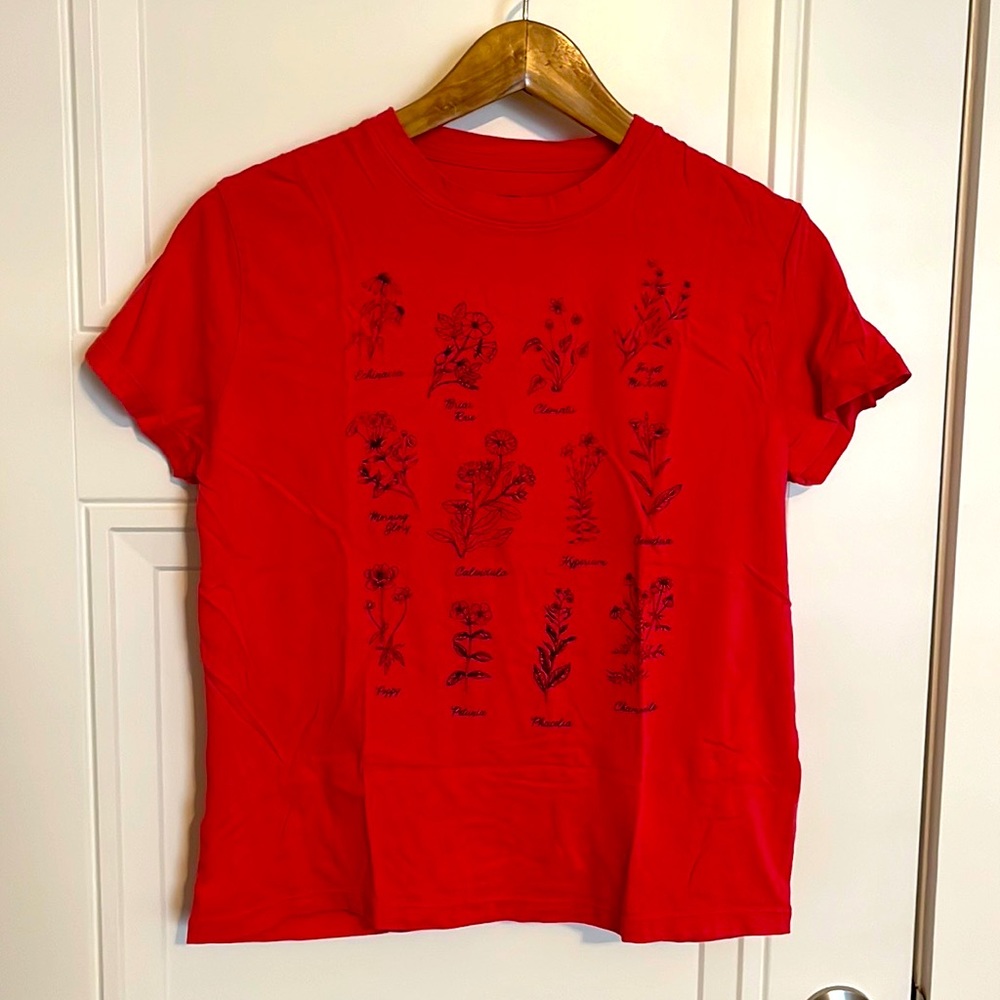 Women’s Flowers Tshirt